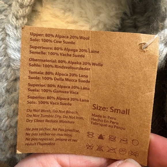 Ariana Bohling alpaca slippers - Picture 4 of 6